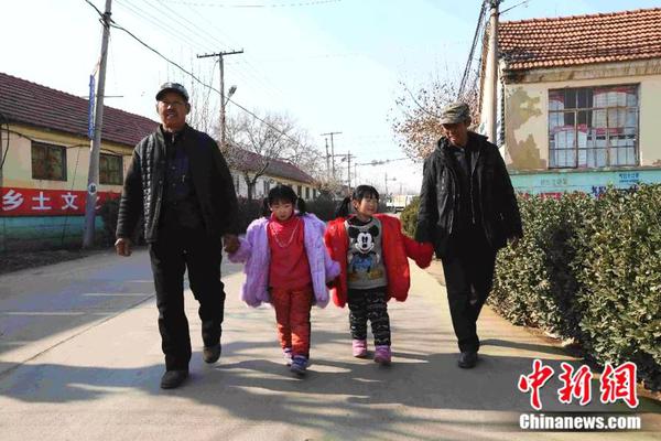 银河战士生存恐惧主角萨姆斯亚兰有什么身份背景